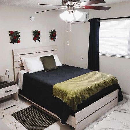 Adorable Mini Suite In تامبا المظهر الخارجي الصورة