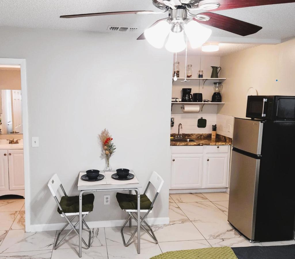 Adorable Mini Suite In تامبا المظهر الخارجي الصورة